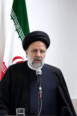 تصاویر افتتاح ۱۱۰۰ مدرسه و پروژه آموزشی و پرورشی در سراسر کشور