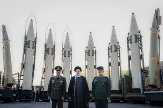 تصاویر رونمایی از پهپاد «مهاجر 10» و الحاق انبوه موشک های راهبردی به نیروهای مسلح