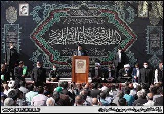 سخنرانی در جمع مردم طبس در امامزاده حسین بن موسی الکاظم(ع)