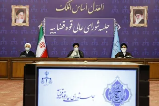 دادگستری ضمن همکاری با ستاد کرونا و اجرای مصوبات مربوط به دورکاری کارکنان اجازه ندهد کار مردم بر زمین بماند و در رسیدگی به پرونده‌ها وقفه به وجود آید