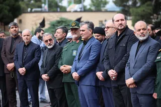 استقبال از پیکر رئیس جمهور شهید و همراهان در فرودگاه مهرآباد