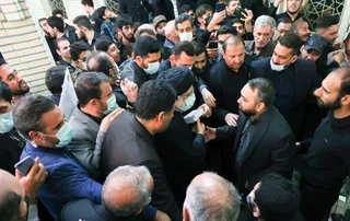 تصاویر سخنرانی در جمع نمازگزاران مسجد امیرالمومنین(ع) کهنز