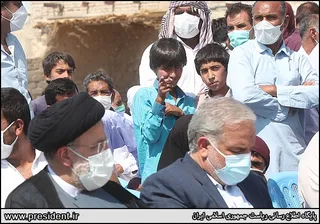 تصاویر بازدید هوایی از مناطق مرزی ایران و افغانستان و حضور و سخنرانی در روستای ملاعلی