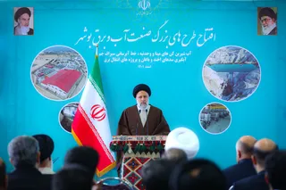 تصاویر آغاز بهره‌برداری رسمی از ۱۵ طرح بزرگ آب و برق در استان بوشهر