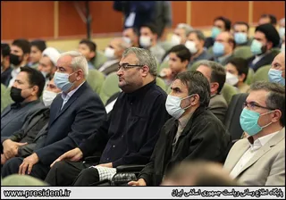تصاویردیدار رئیس جمهور با نخبگان ، علماء ، خانواده شهدا ، ایثارگران و جمعی از اقشار مختلف مردم