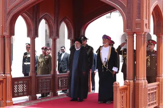 تصاویر مراسم استقبال رسمی سلطان عمان از آیت الله رئیسی در قصر العلم