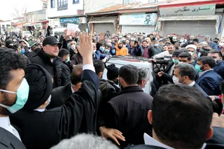 تصاویر حضور رئیس جمهور بر مزار میرزا کوچک خان جنگلی
