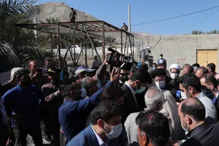 تصاویر  بازدید از روستای زلزله زده گیشان غربی