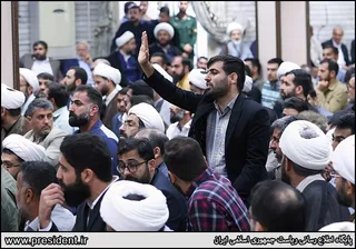 تصاویر دیدار با جمعی از فعالان فرهنگی و اجتماعی خوزستان