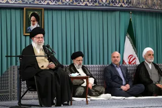 دیدار مسئولان نظام و مهمانان کنفرانس وحدت با رهبر انقلاب