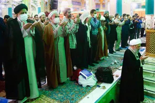 تصاویر حضور رئیس جمهور در مسجد مقدس جمکران در روز نیمه شعبان