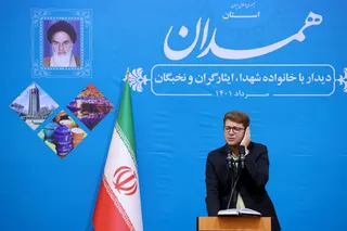 تصاویر دیدار با خانواده شهدا ، ایثارگران و نخبگان استان همدان