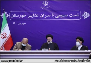 تصاویر نشست صمیمی رییس جمهور با سران عشایر خوزستان