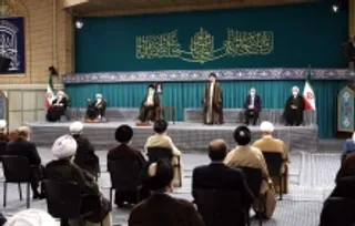 تصاویر دیدار جمعی از مسئولان نظام و میهمانان کنفرانس وحدت اسلامی