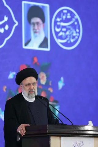 بازدید از سی و یکمین نمایشگاه بین‌المللی قرآن کریم