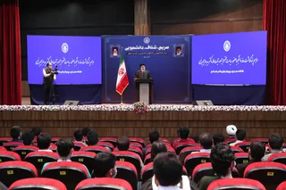 تصاویر دیدار دانشجویان و تشکلهای دانشجویی با رئیس جمهور