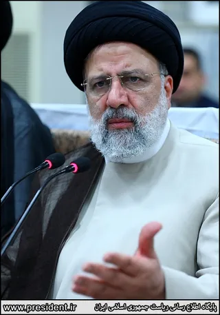 تصاویر نشست با جمعی از علما و سران طوایف خوزستان