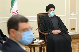 تصاویر دیدار باخانواده شهدای مسابقه فوتبال شهرستان چوار