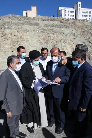 تصاویر بازدید رئیس جمهور از پروژه مسکن مهر پردیس