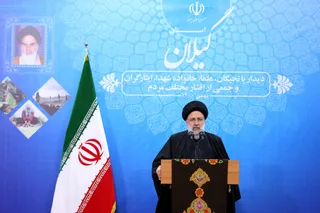 تصاویر دیدار رئیس جمهور با نخبگان ، علماء ، خانواده شهدا ، ایثارگران و جمعی از اقشار مختلف مردم
