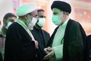 تصاویر حضور رئیس جمهور در مسجد مقدس جمکران در روز نیمه شعبان