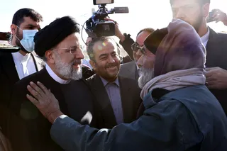 تصاویر بازدید از کارگاه های توانمندسازی زنان سرپرست خانوار و دیدار با گروه های جهادی