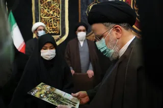 تصاویر دیدار صمیمانه با خانواده شهدای دفاع مقدس و مدافع حرم