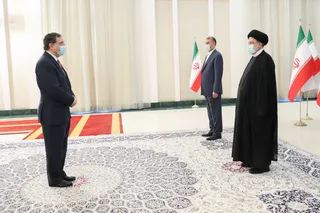 تصاویر تبریک سالروز پیروزی انقلاب اسلامی از سوی سفرا و رؤسای سازمان‌های خارجی مقیم تهران به رییس جمهور ( ۲ )