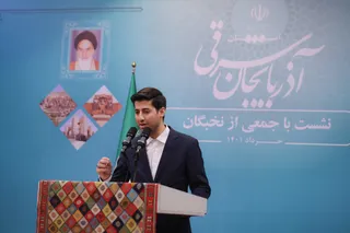 تصاویرنشست با جمعی از نخبگان آذربایجان شرقی