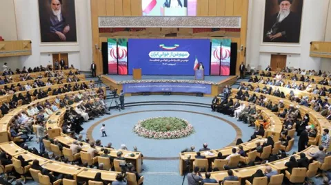 تبیین، اقناع افکارعمومی و باز کردن گره‌های ذهنی از اقدامات ضروری در زمینه ازدواج و فرزندآوری است