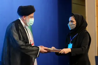 تصاویر تقدیر از برگزیدگان سی و پنجمین جشنواره بین‌المللی خوارزمی