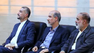 تصاویر  دیدار نخست وزیر پاکستان با دکتر رئیسی