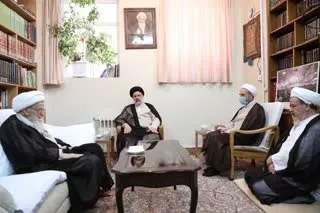 تصاویر دیدارهای امروز آیت‌الله رئیسی با مراجع عظام