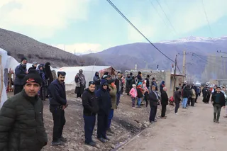 تصاویر بازدید میدانی دکتر رئیسی از مناطق زلزله‌زده شهرستان خوی و روستای بدلان