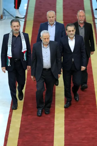 ادای احترام مقامات کشورها به مقام رئیس جمهور شهید و همراهان