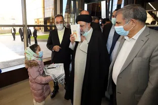 تصاویر بازدید رئیس جمهور از طرح های دانش بنیان در پارک علم وفناوری پردیس