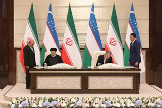 تصاویر امضای ۱۷ سند همکاری و یک بیانیه مشترک میان مقامات ایران و ازبکستان