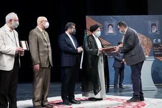 تصاویر آیین تجلیل از برگزیدگان « کتاب سال »