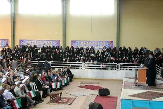 تصاویر دیدار رئیس جمهور با اقشار مختلف مردم خراسان شمالی