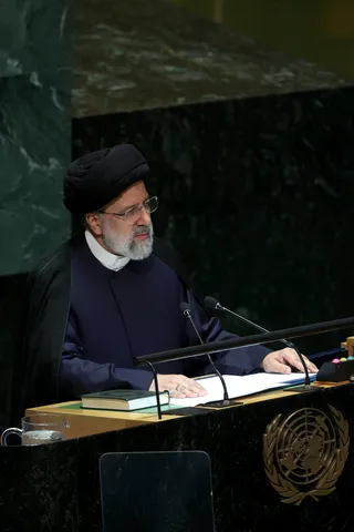 تصاویر سخنرانی رئیس جمهور در هفتاد و هشتمین نشست مجمع عمومی سازمان ملل