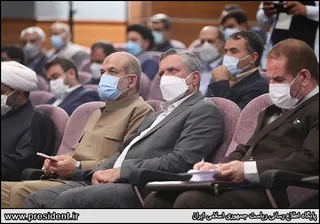 تصاویر دیدار رئیس جمهور با نخبگان ، علماء ، خانواده شهدا ، ایثارگران و جمعی از اقشار مختلف مردم کهکیلویه وبویراحمد