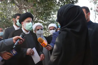 تصاویر حضور در جمع اهالی محله صحرا جزیره هرمز