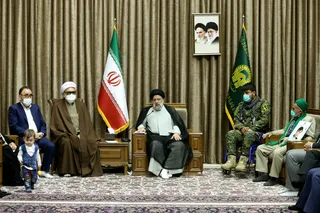 تصاویر دیدار با خانواده شهدای انقلاب اسلامی، دفاع مقدس و مدافع حرم استان خراسان رضوی