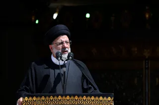 تصاویر سخنرانی در جمع عزاداران اربعین حسینی در بیرجند
