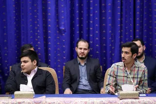 تصاویر نشست رمضانی با جمعی از نوجوانان