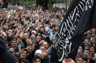 مراسم تشییع پیکر رئیس جمهور شهید و همراهان در مشهد