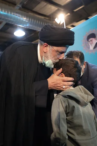تصاویر تقدیر از کارگران، گروه های کارگری و واحدهای برگزیده