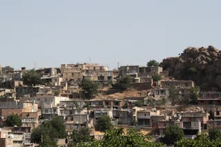 تصاویر بازدید دکتر رئیسی از روستای قلعه جی کردستان