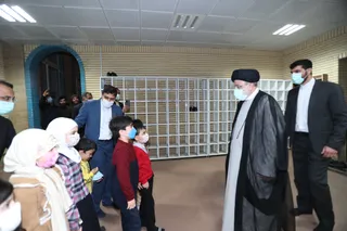 تصاویر دیدار و گفتگوی صمیمی با جمعی از خانواده شهدای مازندران