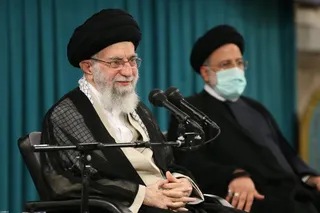تصاویر حضور رئیس جمهور در دیدار مسئولان نظام و میهمانان کنفرانس وحدت اسلامى‌ با رهبر معظم انقلاب